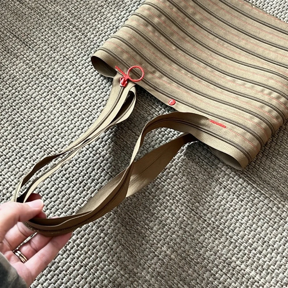 ZIP IT Zipper Tote in light olive green with orange